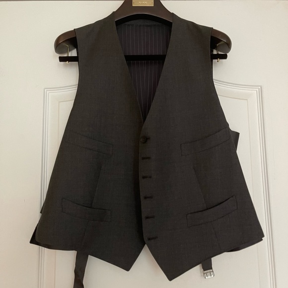 Tom Ford | 100% Authentic | Classic Men’s 56R 3-Piece Wool Suit - Picture 8 of 16